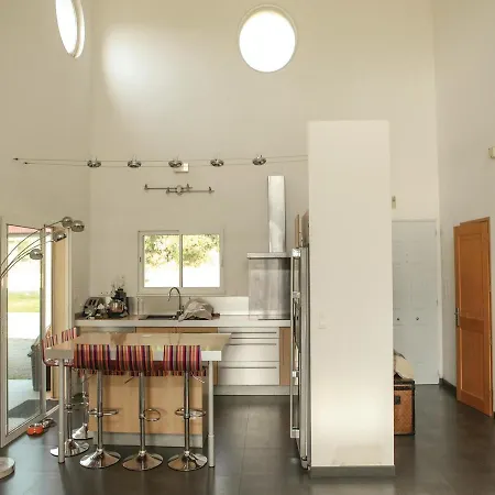 Studio Holiday In